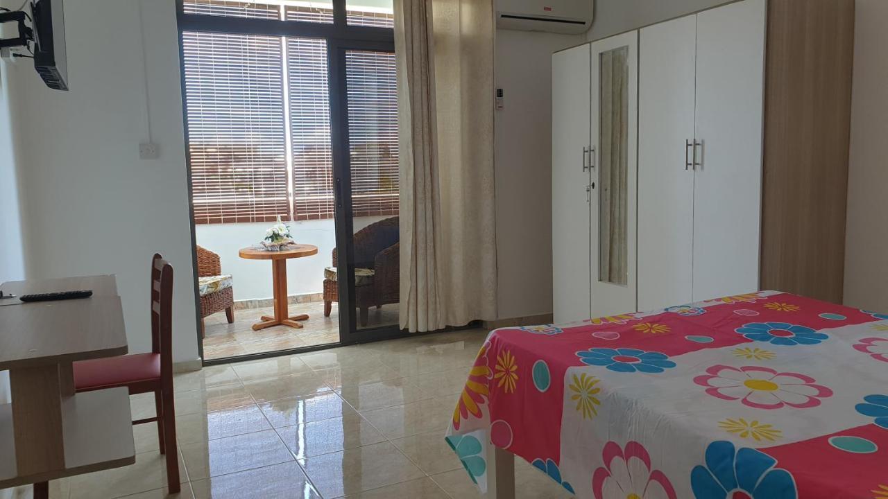 Chez Johnny Διαμέρισμα Grand Bay Εξωτερικό φωτογραφία